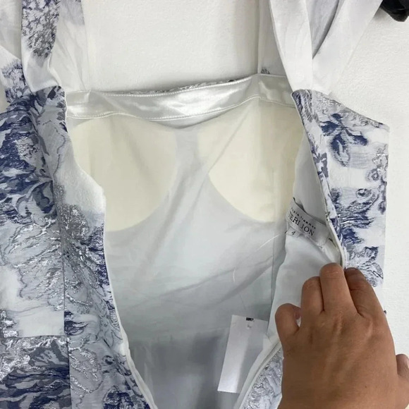 Teri Jon Dress Fit & Flare White Blue Floral Jacquard Cocktail 229240 Wedding - Picture 12 of 16